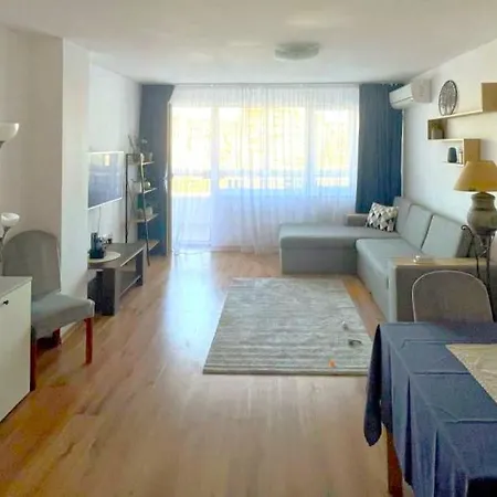 Apartment Pomorie * Ahyolu